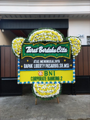 Papan Bunga Duka di Tanjung Buntung